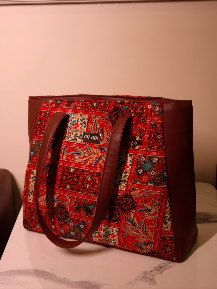 Reva Floral Tote — Printed PU Leather Handbag, Spacious & Waterproof